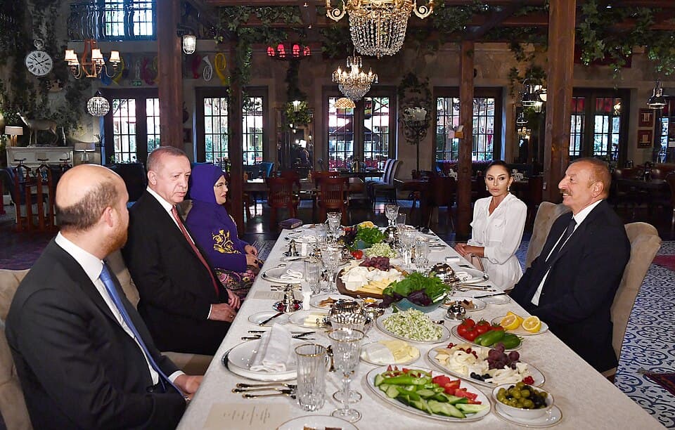 بقاء أردوغان في السلطة… من سيكون الخليفة المحتمل؟