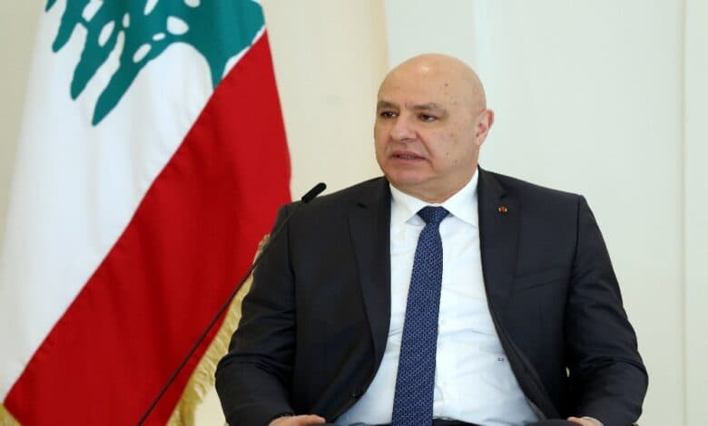 عون يرد على المتشككين بالدبلوماسية….