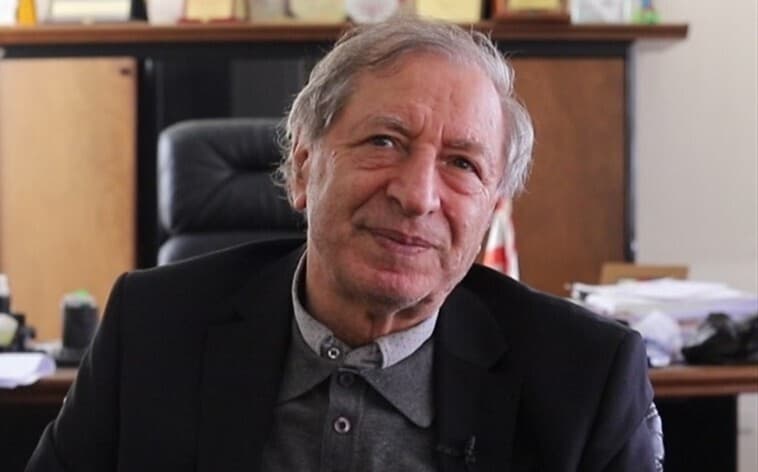 إغلاق مضيق هرمز في حسابات الرئيس ترامب حربا ومفاوضات