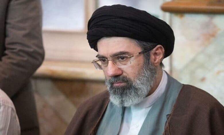 مذكرة دبلوماسية تكشف الوضع الصحي لمجتبى خامنئي: